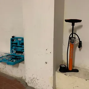 La Maison De L'artiste & Bike Apartment
